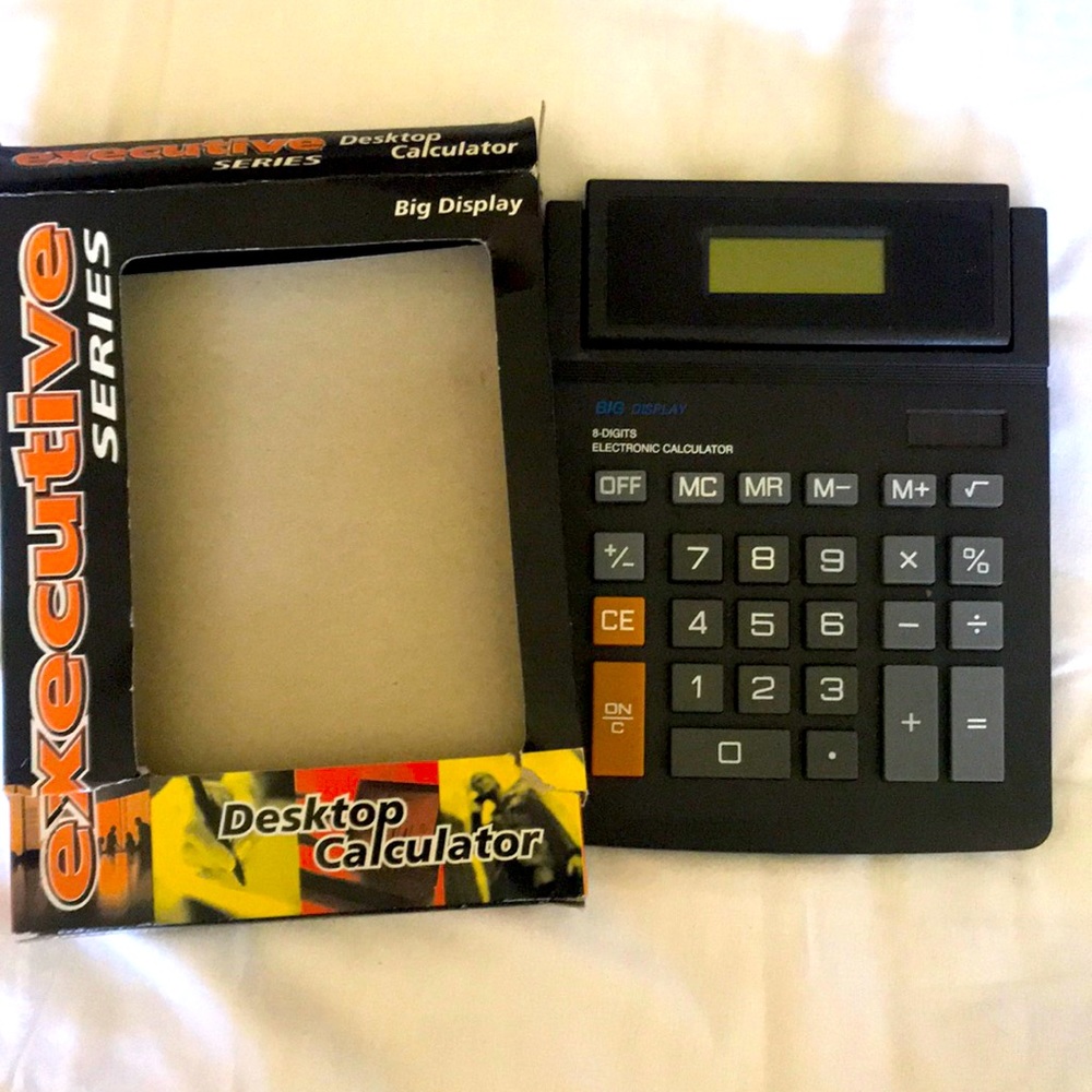 Desktop calculator
